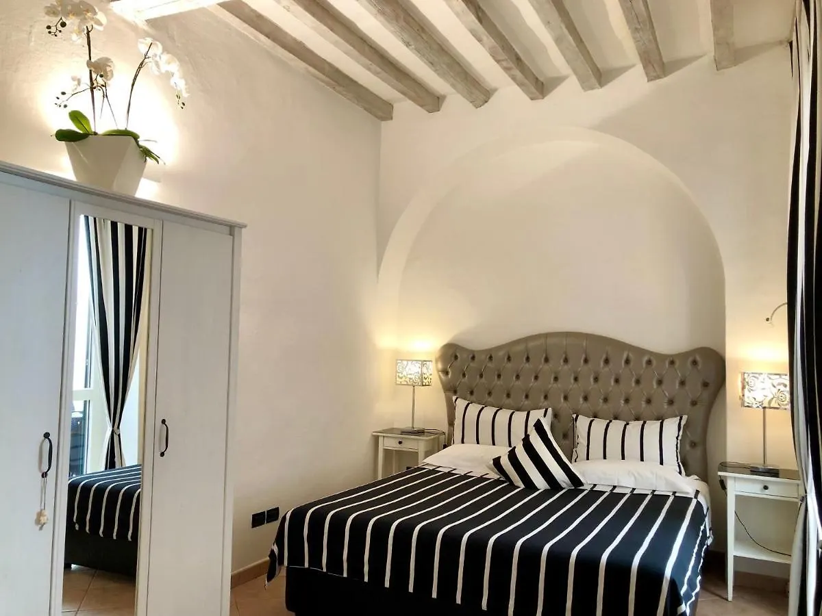 Santa Croce Garden Apartment Florenz