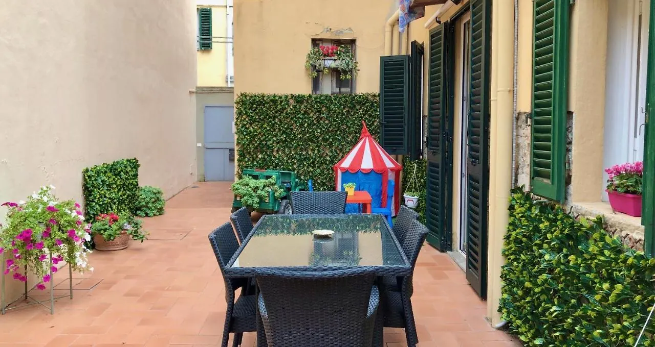 Santa Croce Garden Apartment Florenz 0*,