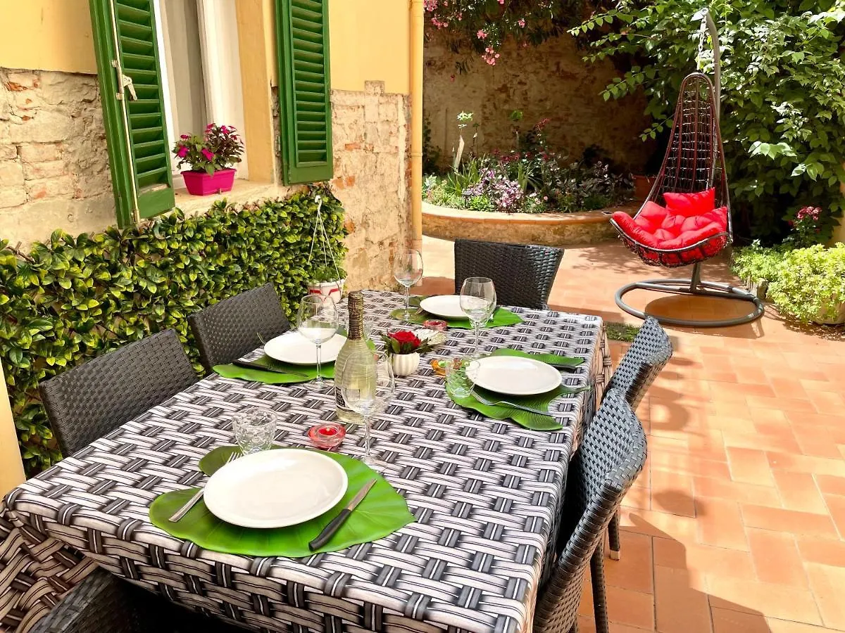 Santa Croce Garden Apartment Florenz Italien